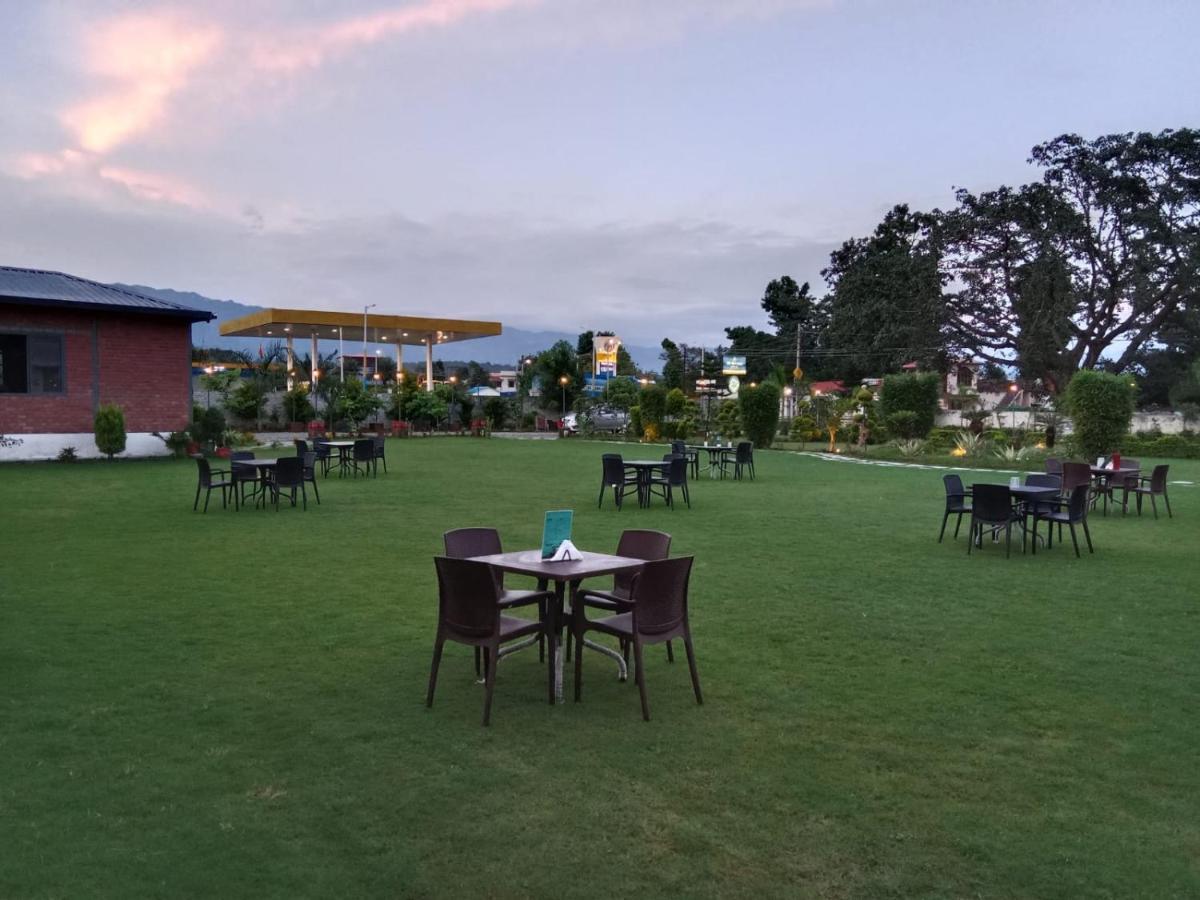 Aar Resort & Spa Jhājra Eksteriør bilde